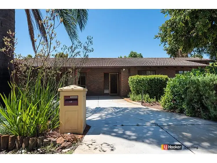 17 Irwin street, Leeming WA 6149