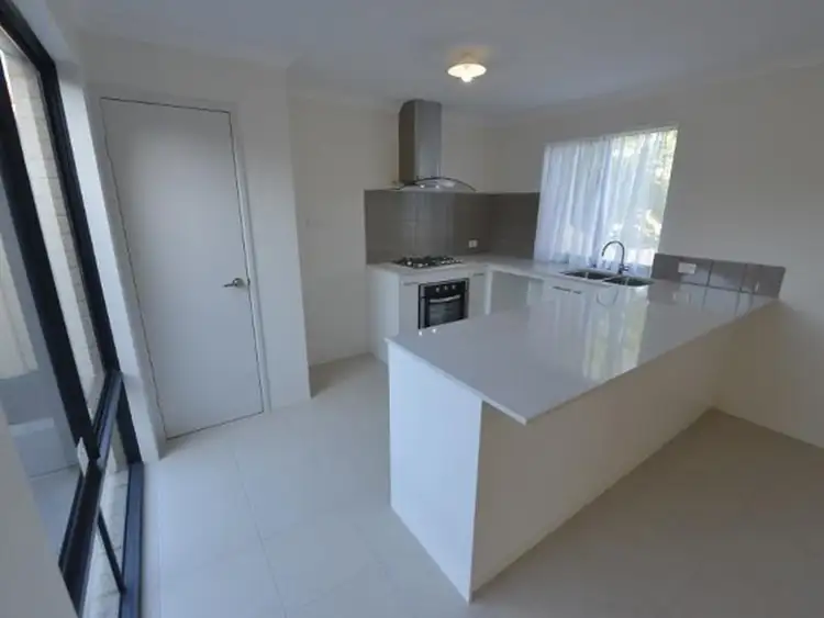 Fifth view of Homely villa listing, 33 Yale Road, Thornlie WA 6108