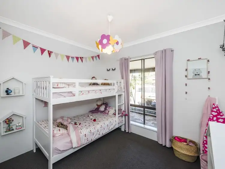 Sixth view of Homely house listing, 8 Isma Court, Mundijong WA 6123