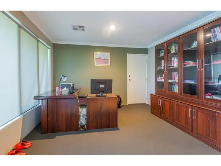 Sixth view of Homely house listing, 19 Jouissance Bend, Atwell WA 6164