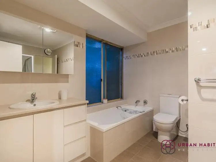Seventh view of Homely house listing, 23 Hampshire Gardens, Parmelia WA 6167