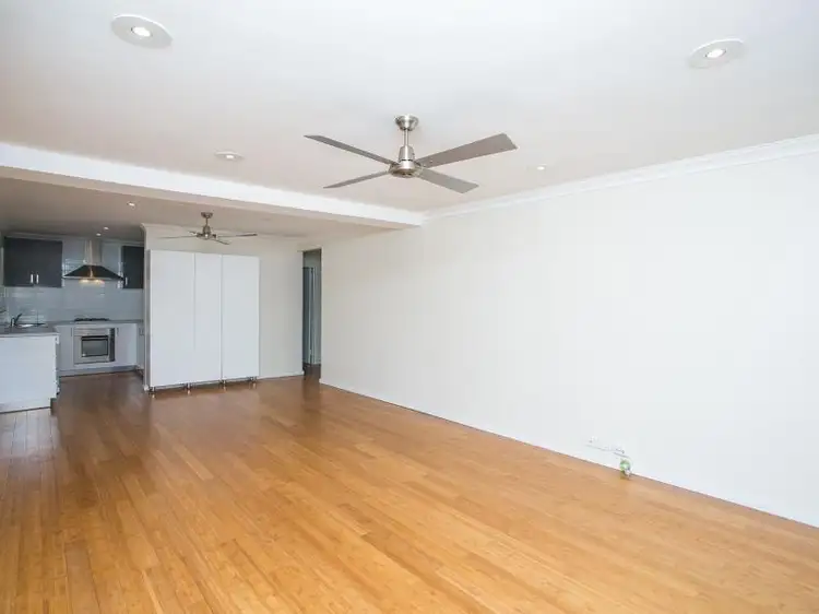 Sixth view of Homely villa listing, 5/50 Moulden Avenue, Yokine WA 6060