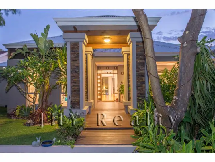 4 Rose Street, Broadwater WA 6280
