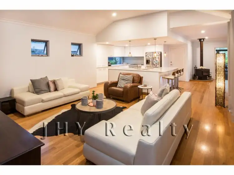 Seventh view of Homely house listing, 4 Rose Street, Broadwater WA 6280