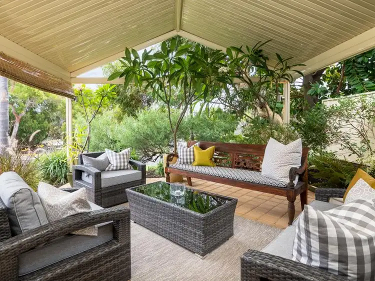 32 Wandoo Road, Duncraig WA 6023