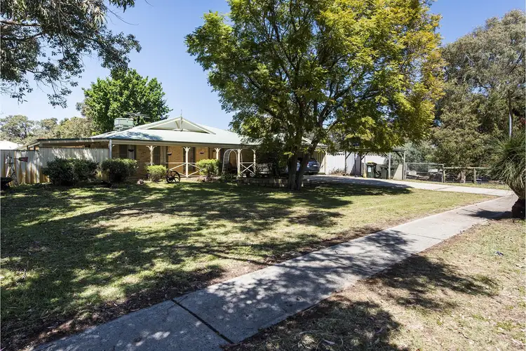 1 Blue Wren Close, Serpentine WA 6125