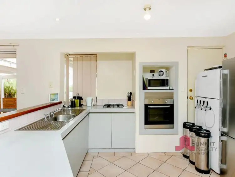 Sixth view of Homely house listing, 5 Palm Court, Eaton WA 6232