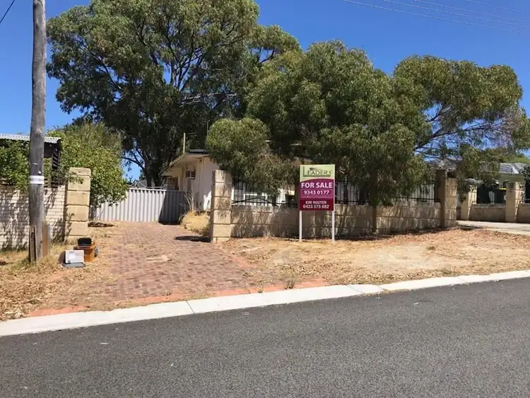 3 Rochford Way, Girrawheen WA 6064