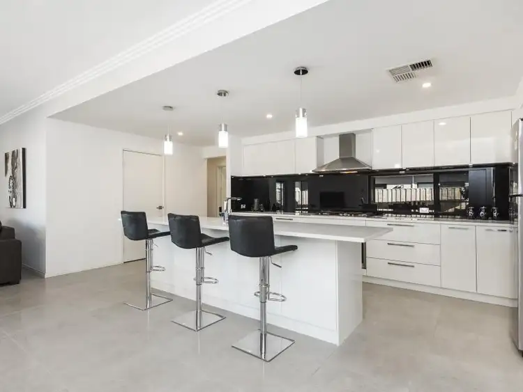 Seventh view of Homely house listing, 5 Ragley Way, The Vines WA 6069