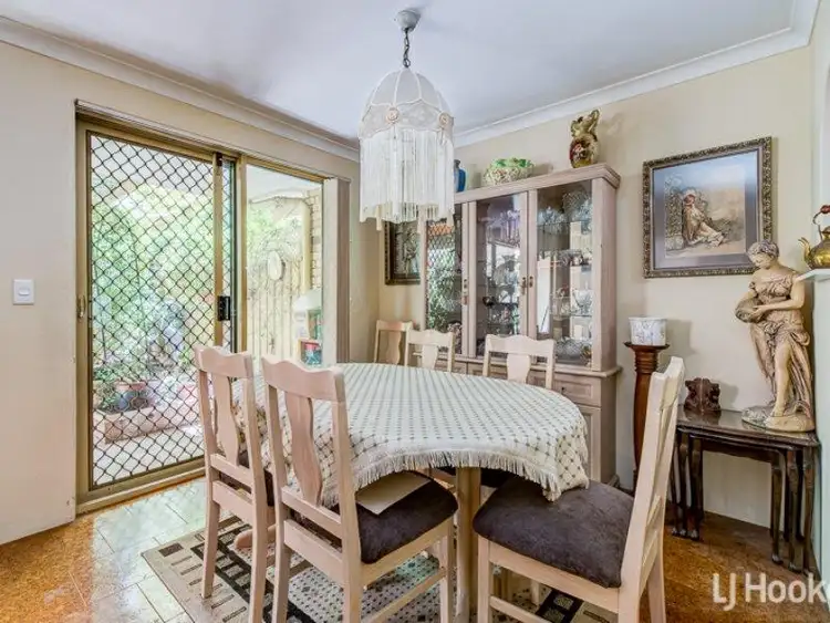 Fifth view of Homely villa listing, 24/24 Southdown Place, Thornlie WA 6108