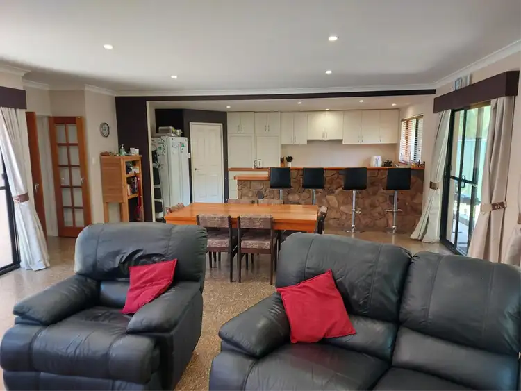 Fifth view of Homely house listing, 4 Pipit Court, Broadwater WA 6280