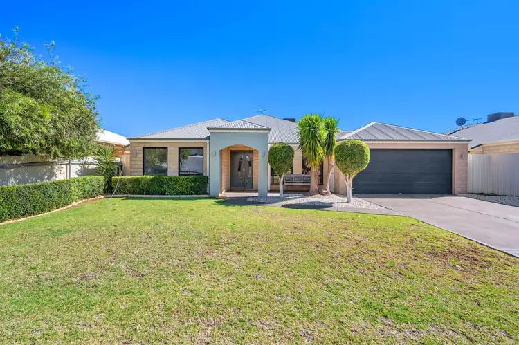 29 Smythe Drive, Broadwood WA 6430