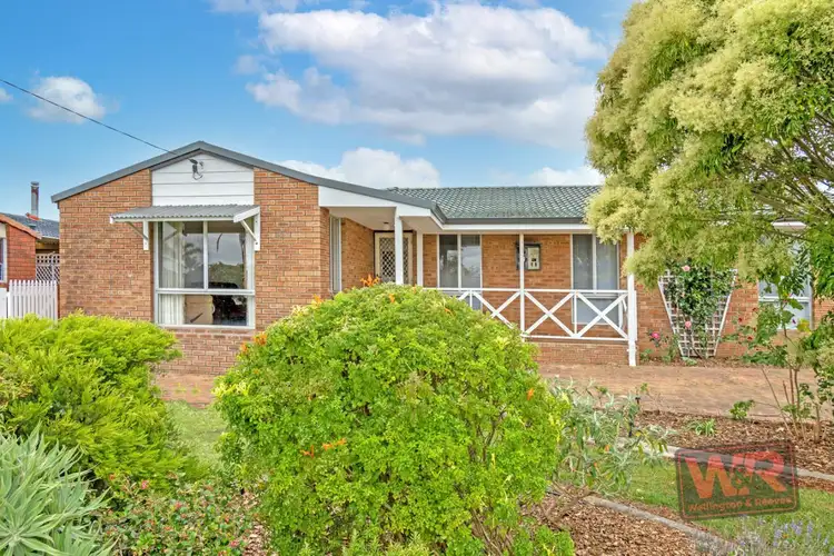 Second view of Homely house listing, 28 Erindale Court, Yakamia WA 6330