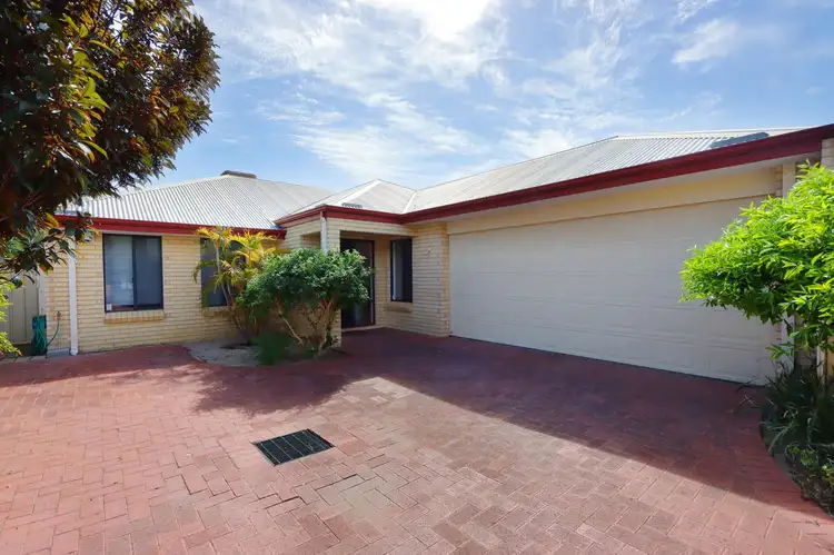 2/30 Hopkinson Way, Wilson WA 6107