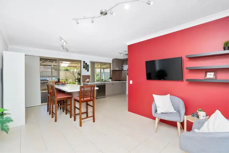 Second view of Homely house listing, 11 Lillian Court, Beldon WA 6027