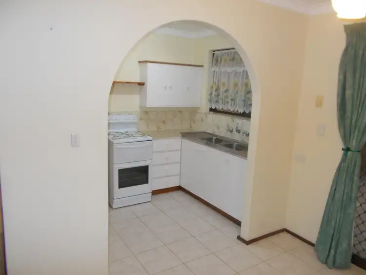 Seventh view of Homely unit listing, 25/70 Marlboro Road, Swan View WA 6056