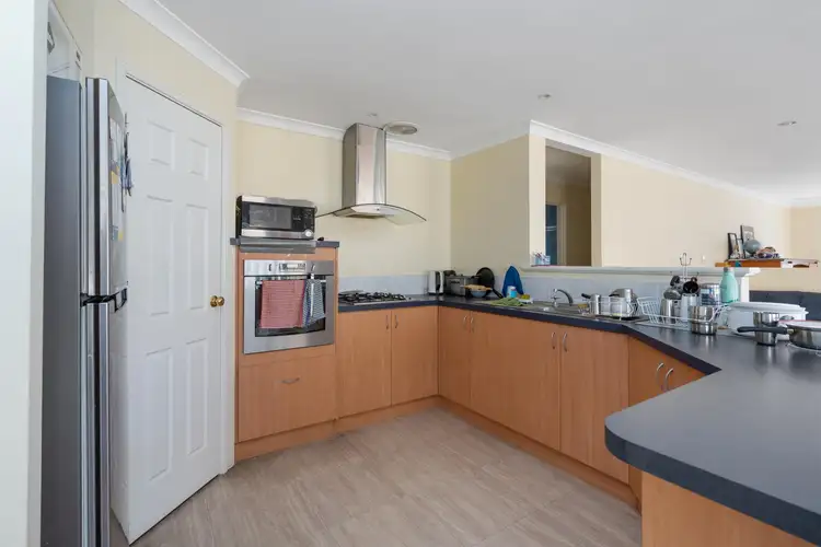 Second view of Homely house listing, 8 Hove Court, Lynwood WA 6147