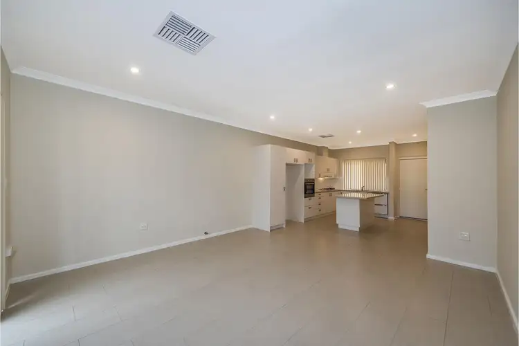 Sixth view of Homely villa listing, 7/138 Lewis Road, Forrestfield WA 6058
