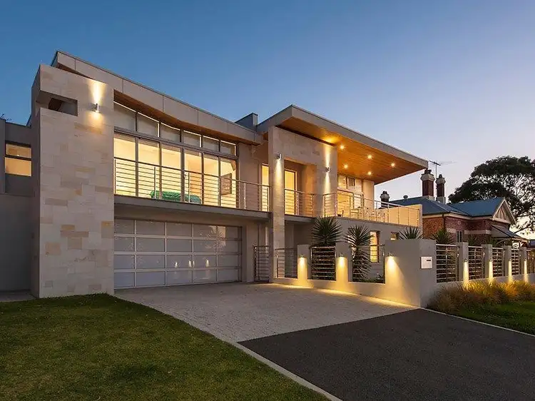 18 Wolsely Road, East Fremantle WA 6158