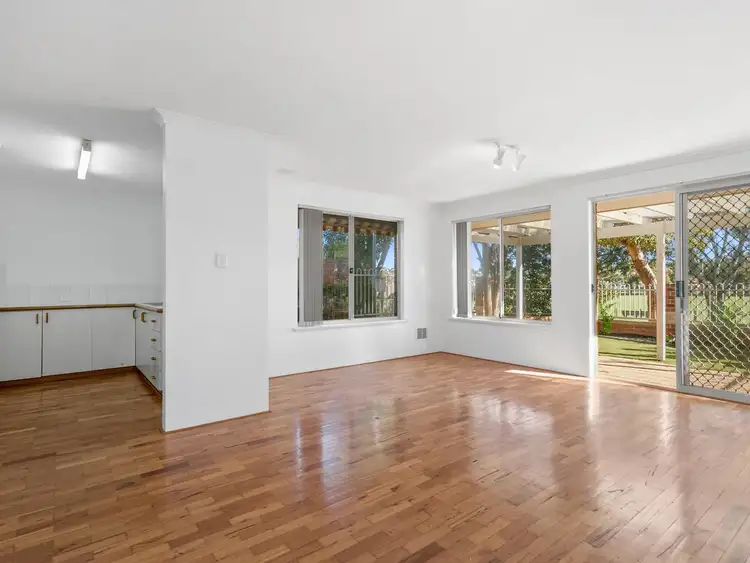 Fifth view of Homely villa listing, 1/63 Langley Crescent, Innaloo WA 6018