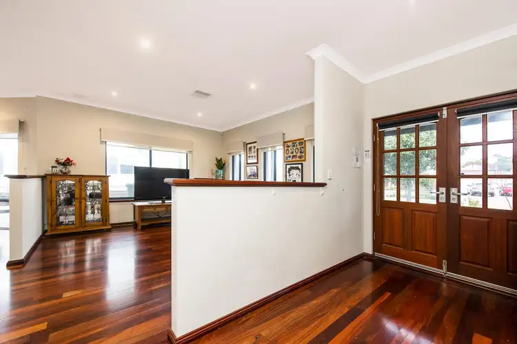 Fifth view of Homely house listing, 37 Horseshoe Circuit, Henley Brook WA 6055