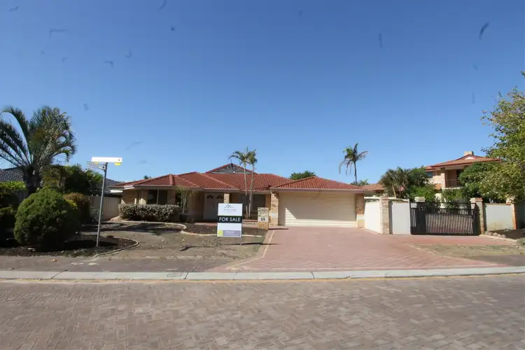 26 Southpointe Crescent, Ballajura WA 6066