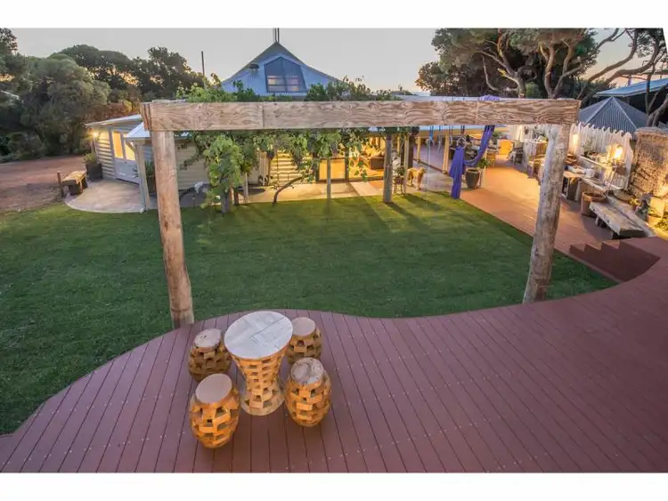 1 Hammond Road, Yallingup WA 6282