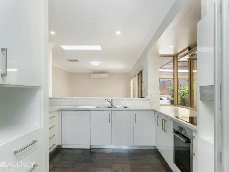 Sixth view of Homely house listing, 10 Magnolia Gardens, Yangebup WA 6164