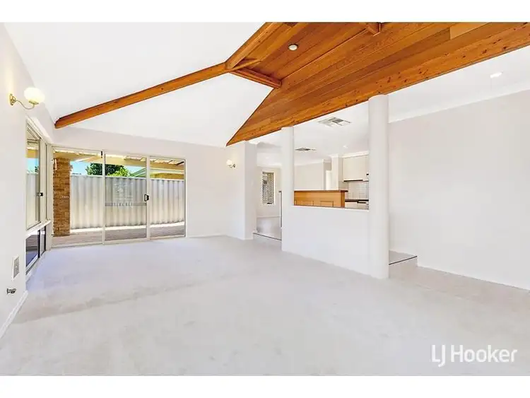 Fourth view of Homely semi-detached listing, 31A Heatherlea Parkway, Leeming WA 6149