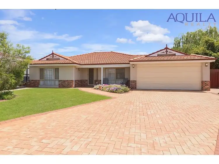 12 Robinia Rise, Helena Valley WA 6056