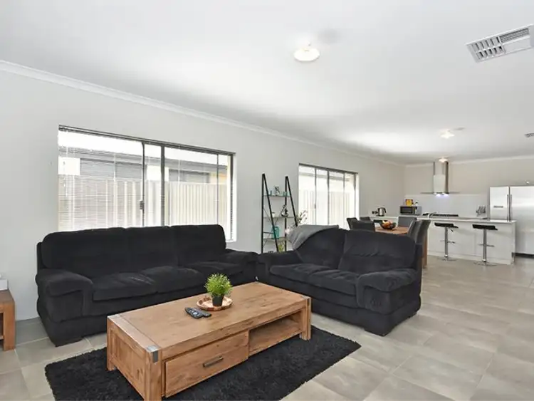 9 Gailey Way, Aveley WA 6069