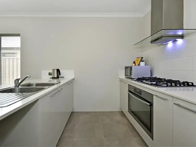 Sixth view of Homely house listing, 9 Gailey Way, Aveley WA 6069