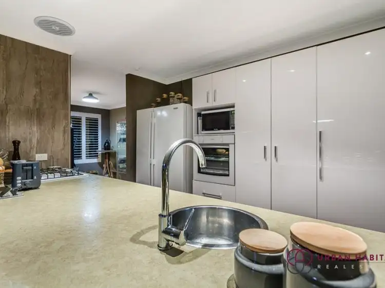 Fifth view of Homely house listing, 12 Gimbon Green, Leda WA 6170