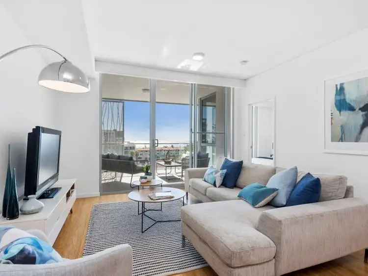 18/35 HASTINGS STREET, Scarborough WA 6019