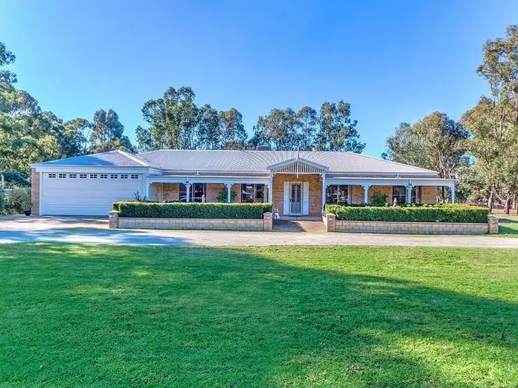 36 Empire Rose Court, Darling Downs WA 6122