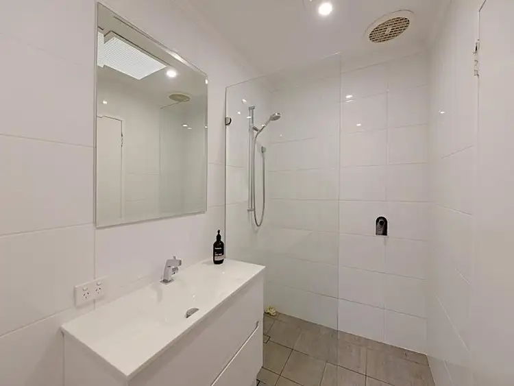 Seventh view of Homely villa listing, 18/9 Boundary Road, Mosman Park WA 6012