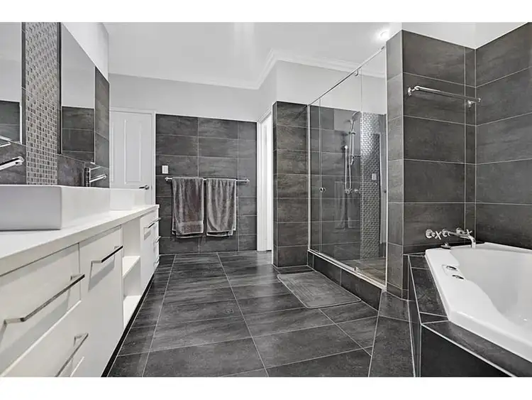 Seventh view of Homely house listing, 8 Monroe Cross, Aveley WA 6069