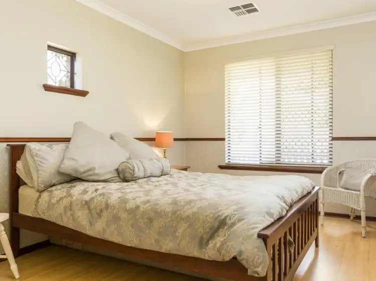 Fifth view of Homely house listing, 15 Buckingham Cres, Kardinya WA 6163