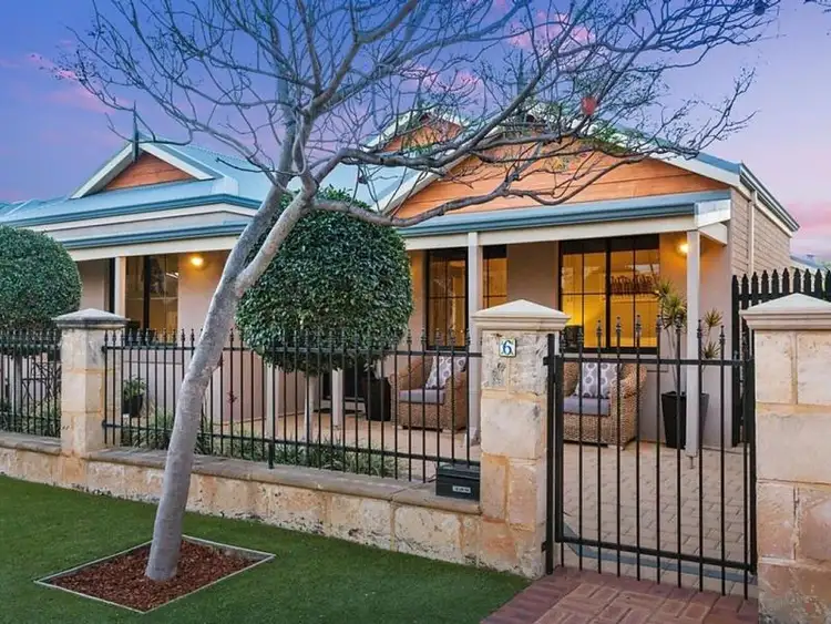 6 Lassia Walk, Stirling WA 6021