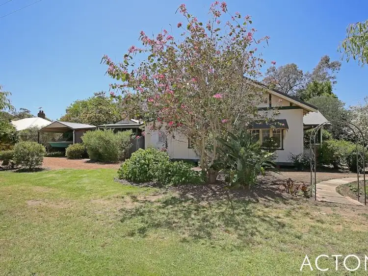 3 Paterson Road, Pinjarra WA 6208