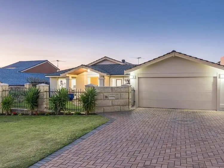 125 Flinders Avenue, Hillarys WA 6025