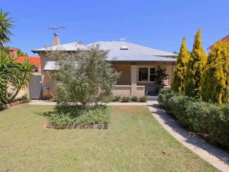 75 Comer Street, Como WA 6152