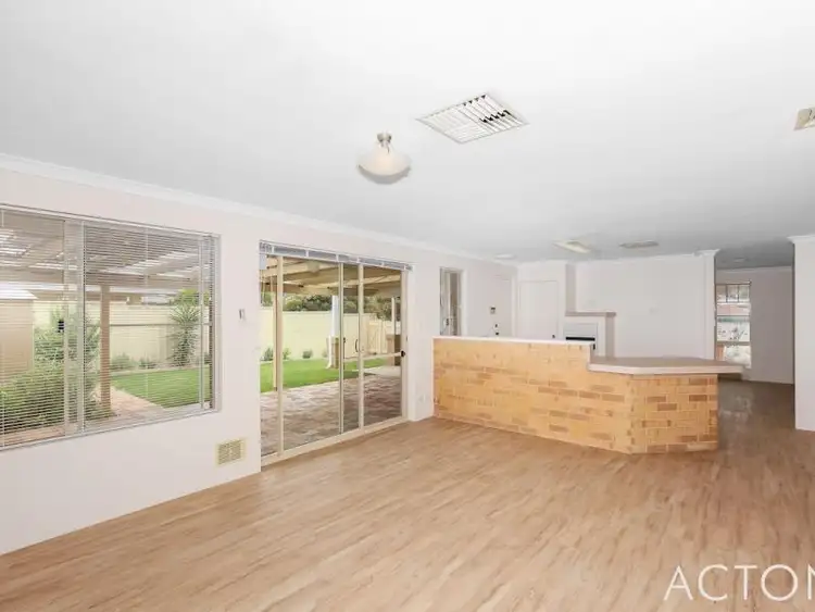 Fifth view of Homely house listing, 15 Everlasting Retreat, Halls Head WA 6210