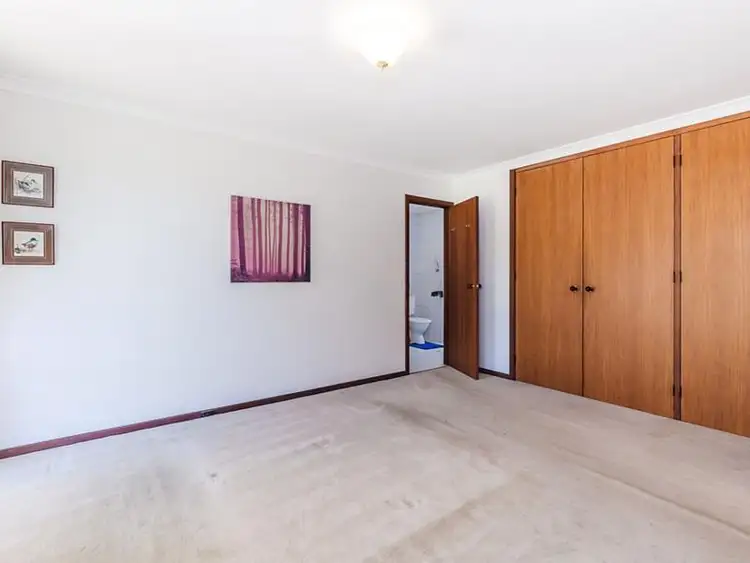 Fifth view of Homely house listing, 4 Mahonia Place, Duncraig WA 6023