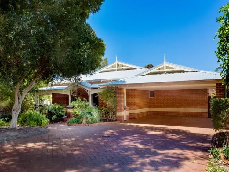 23 Lovegrove Close, Mount Claremont WA 6010