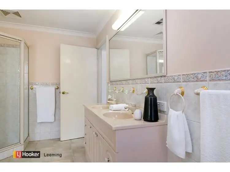 Fifth view of Homely house listing, 10 Beckley Circle, Leeming WA 6149