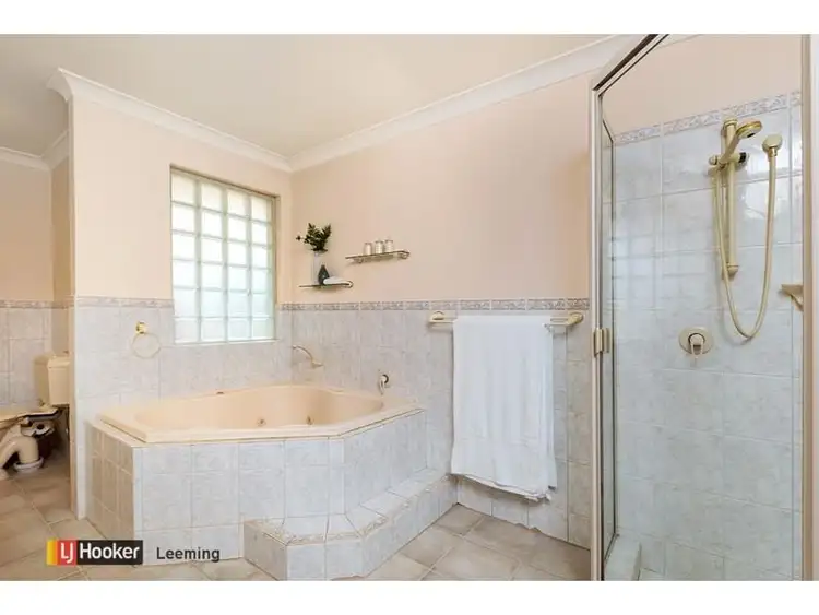 Sixth view of Homely house listing, 10 Beckley Circle, Leeming WA 6149