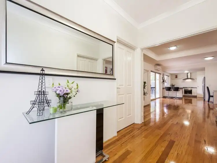 27 Ollave Circuit, Aveley WA 6069