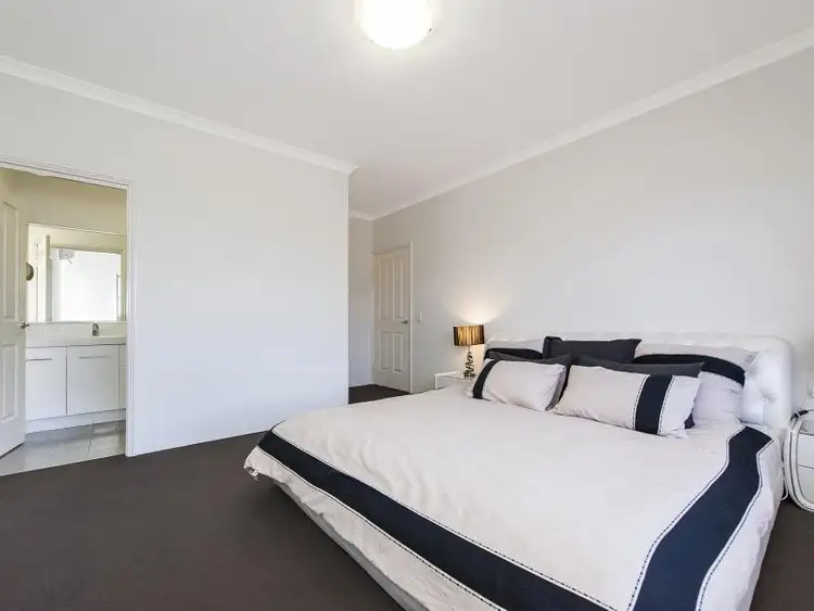 Sixth view of Homely house listing, 27 Ollave Circuit, Aveley WA 6069