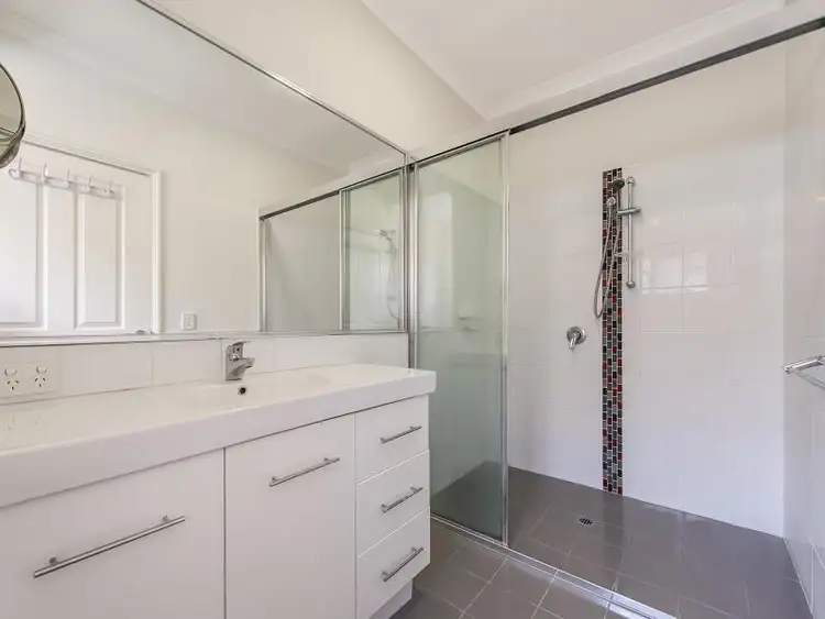 Seventh view of Homely house listing, 27 Ollave Circuit, Aveley WA 6069